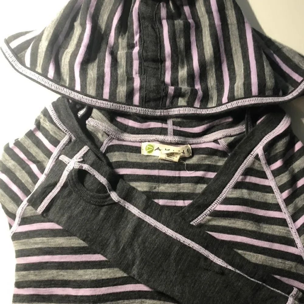 XS Dakini Hooded Shirt